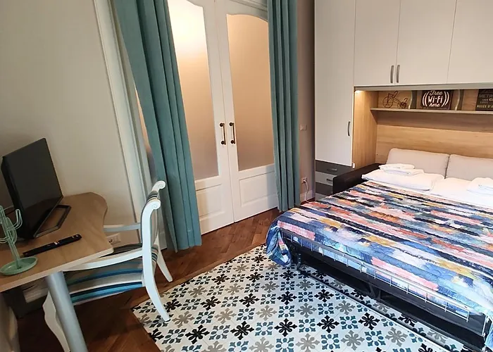 Luxury By Palazzo Senesi Appartement *